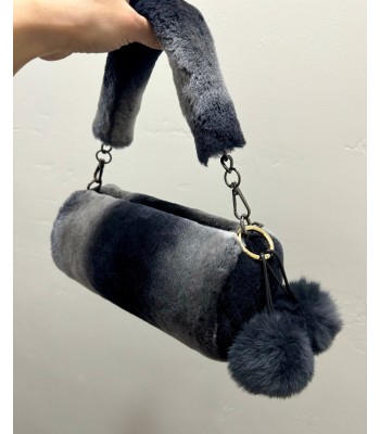 Fashionable barrel bag with...